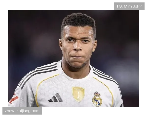 皇马前锋姆巴佩在对阵摩纳哥比赛中梅开二度 个人数据凸显其转换进攻中的威胁 皇马前锋姆巴佩在对阵摩纳哥比赛中梅开二度 个人数据凸显其转换进攻中的威胁